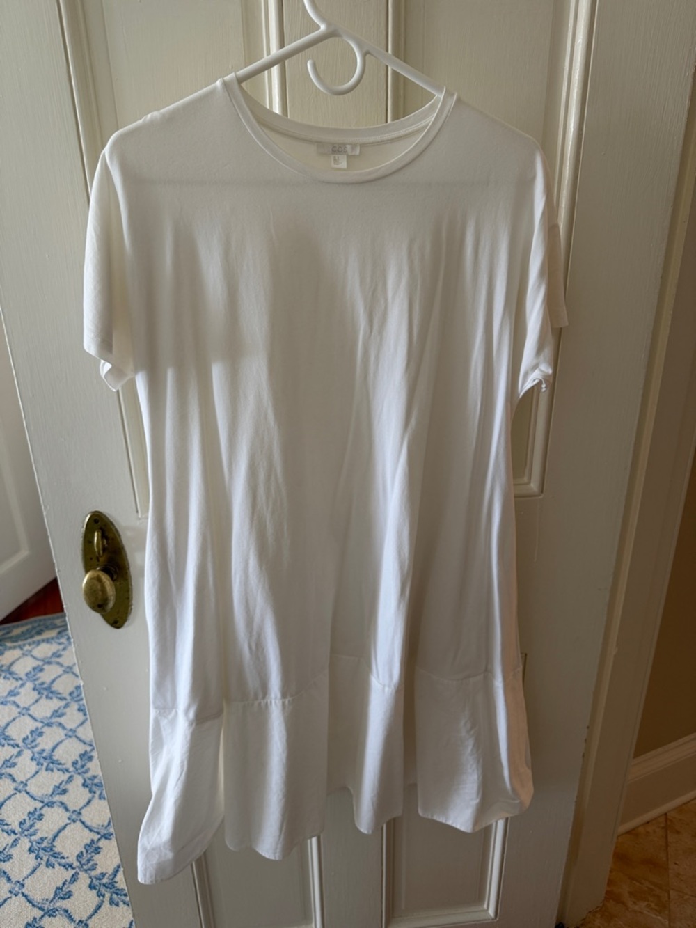 COS White Short-Sleeve Swing Dress